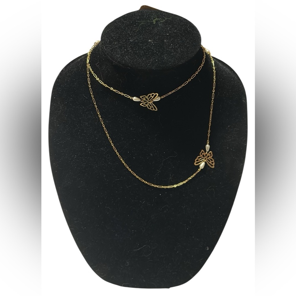 Vintage butterfly and faux Pearl Dainty necklace (A8130)
